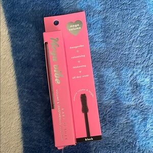 Kara Beauty Mega Volume Mascara - Black